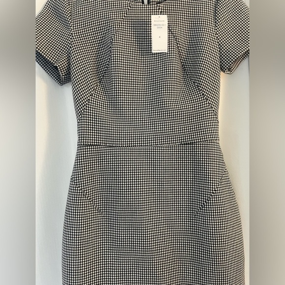Size 4 Black and White Houndstooth Dress New with tags, Banana Republic - Picture 2 of 6